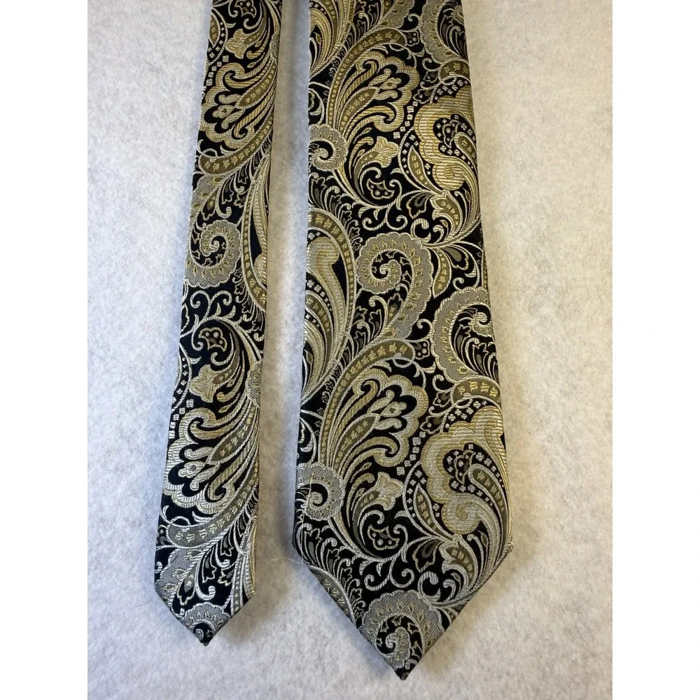 SEAN JOHN Silk Tie Black Gold Jacquard Paisley Designer Mens Necktie